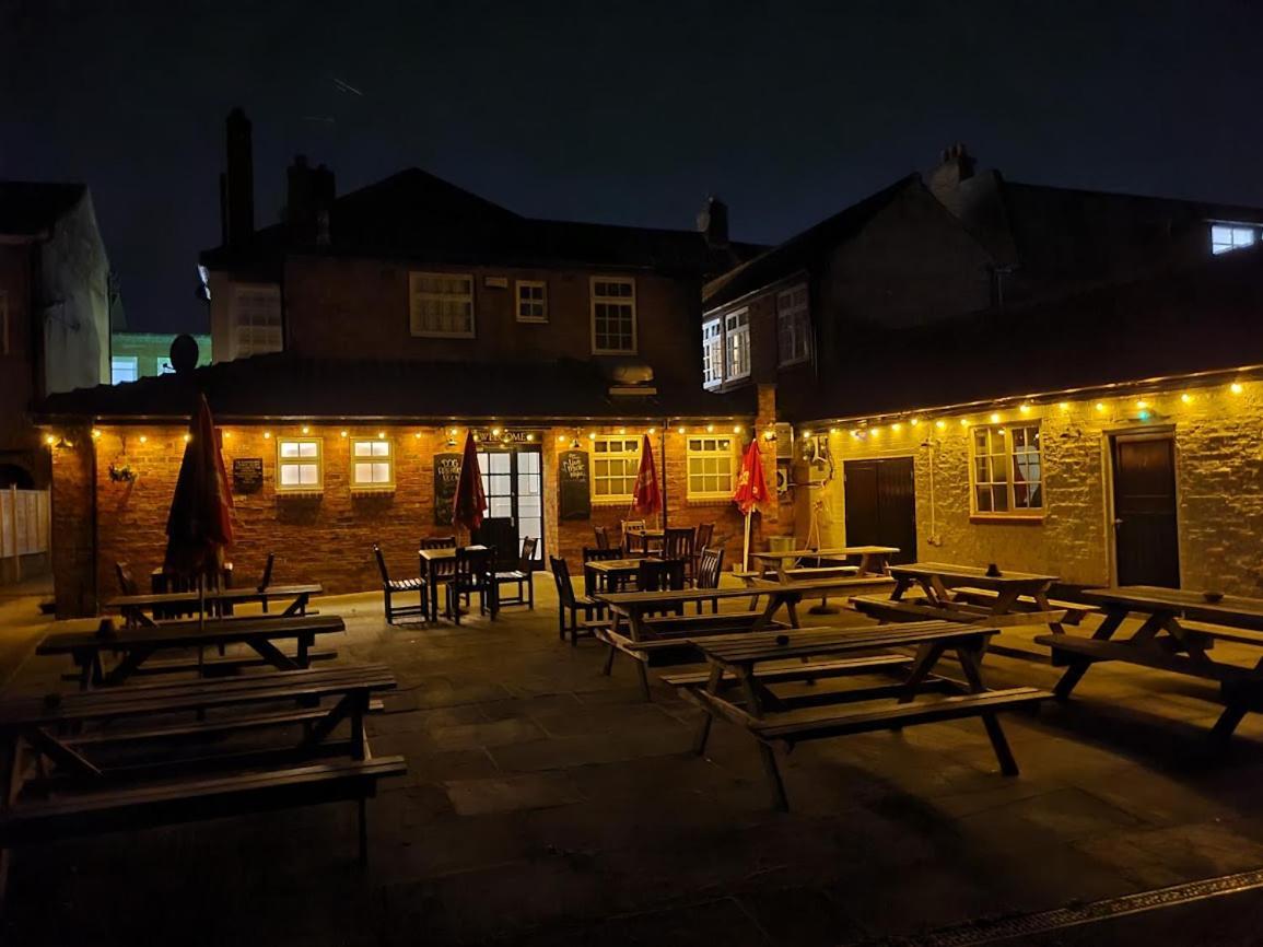 Gillygate Bar And Rooms 요크 외부 사진